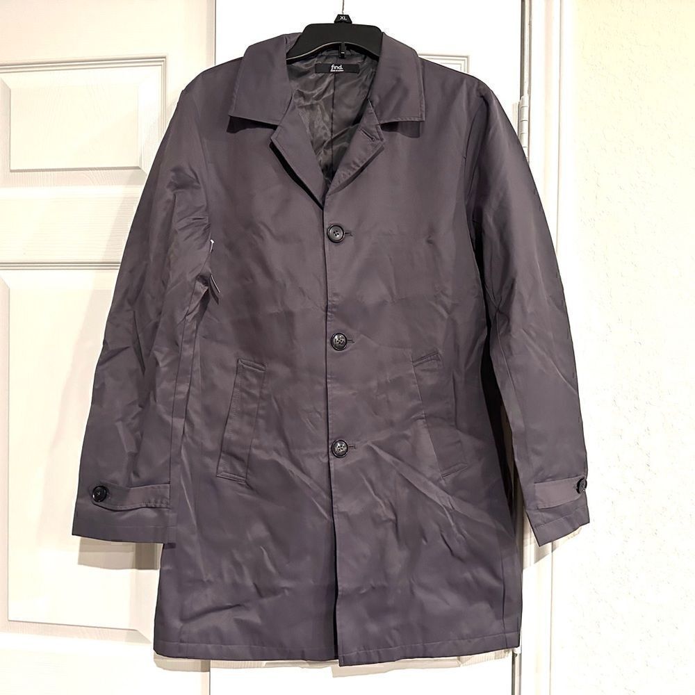 find. Men's Regular Fit Mac Coat